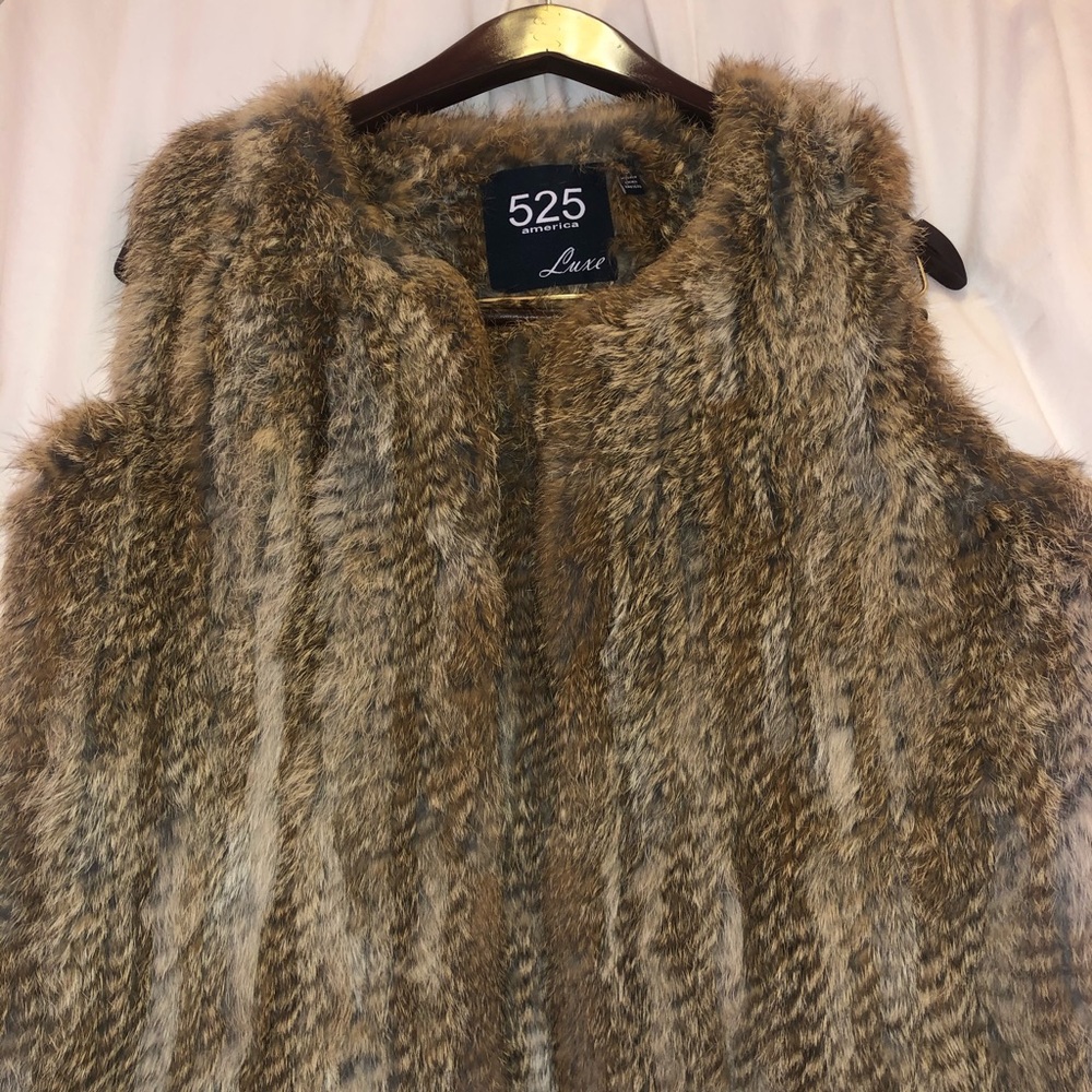 Brown Rabbit fur vest - Picture 2 of 4
